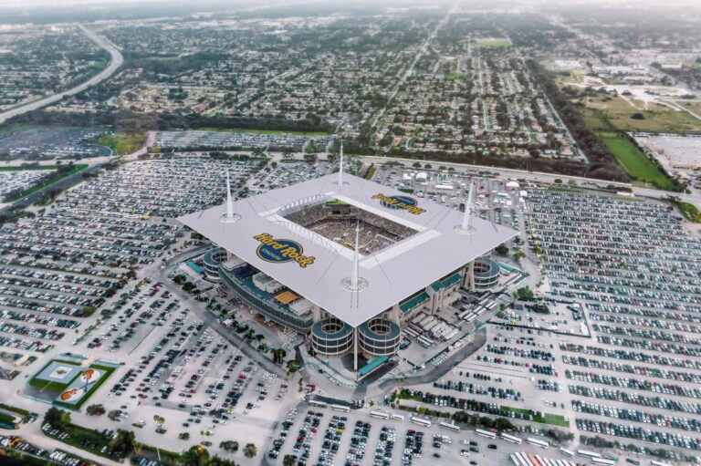 Hard-Rock-Stadium-2.jpg