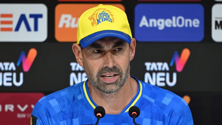 STEPHEN20FLEMING20CSK20VS20RCB20IPL20MATCH20.jpg
