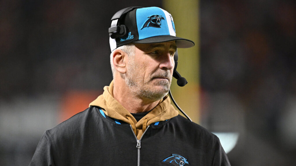 stanford-hire-former-nfl-coach-as-interim-hc.jpg