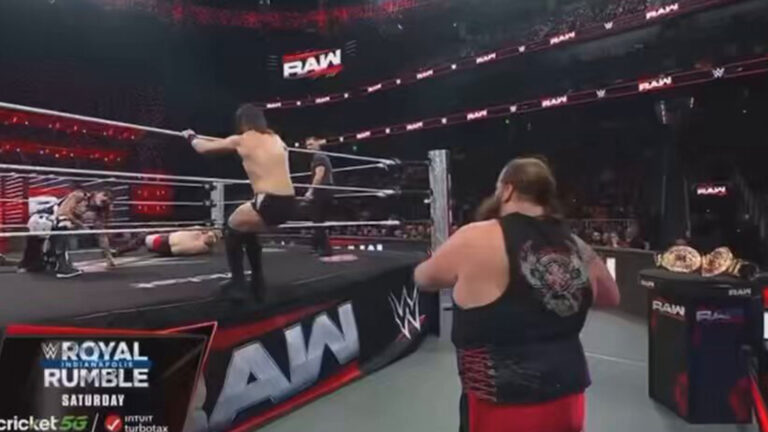 1745397769_DK-OFF-PLAT-WWE.jpg