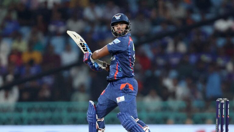 2025-04-01T145402Z_862459527_UP1EL4115E01J_RTRMADP_3_CRICKET-IPL-LSG-PBKS.JPG