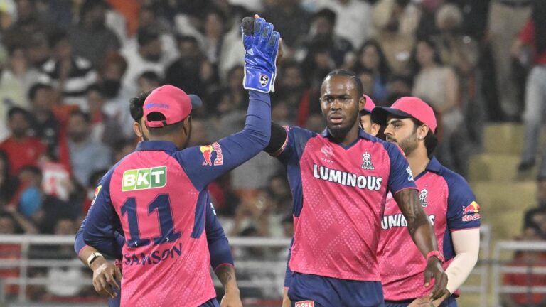 49_IPL_Match_05_04_Chandigarh.jpg