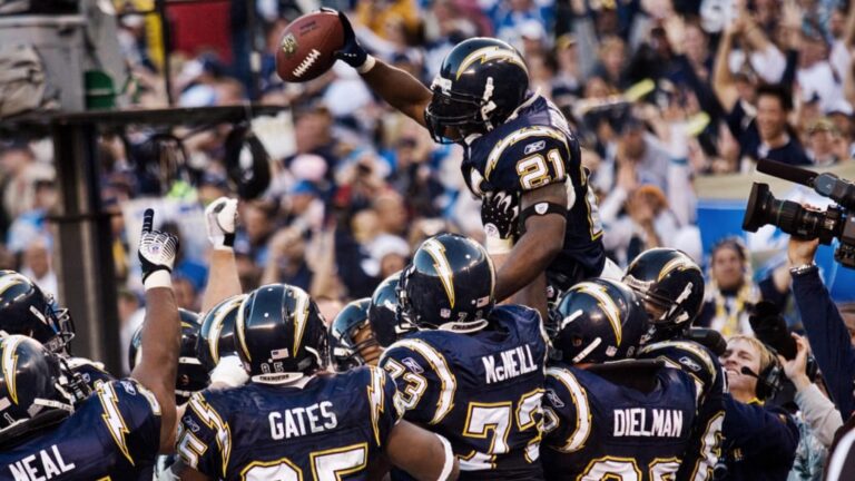 LT-NFL-RUSH-TD-RECORD.jpg