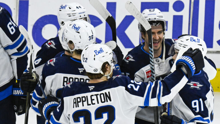 jets-should-celebrate-presidents-trophy-win.jpg