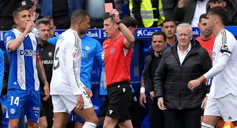 kylian_mbappe_real_madrid_Yahoo_Sports.scorimg.webp.webp