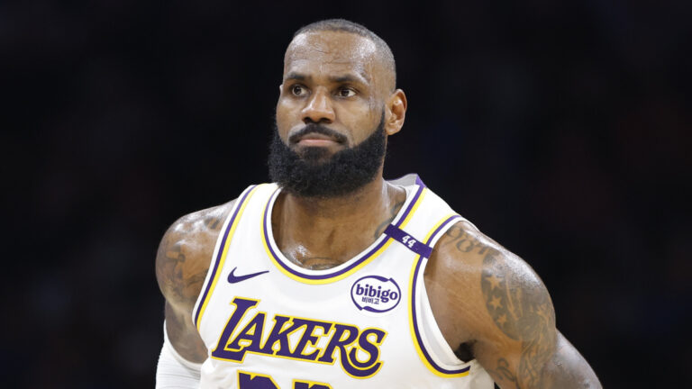 lakers-prove-threat-thunders-title-aspirations.jpg