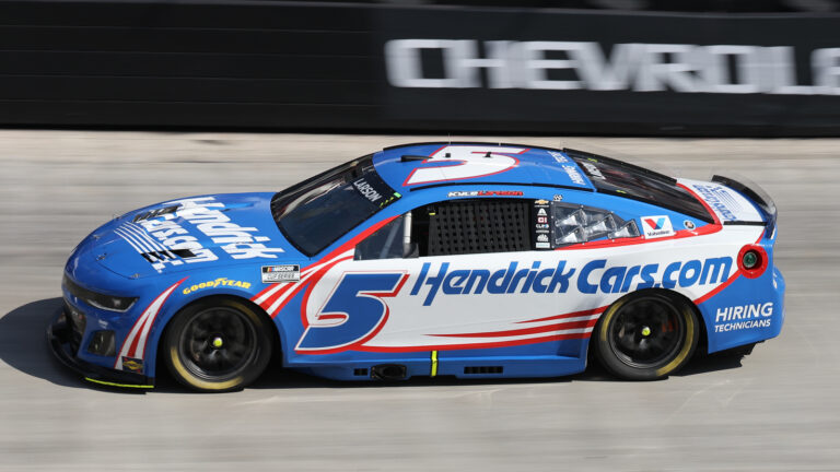 nascar-power-rankings-kyle-larson-dominates.jpg