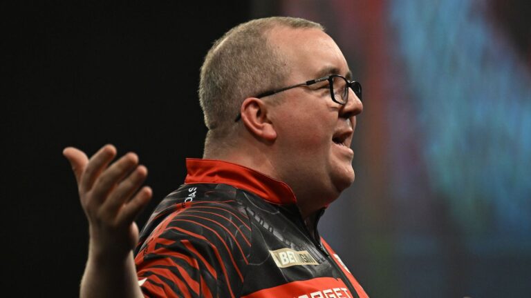 skysports-stephen-bunting-darts_6875324.jpg