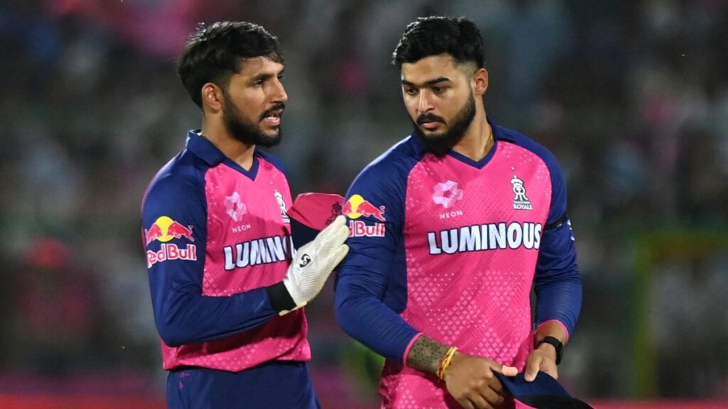 2025-04-28T143139Z_479554587_UP1EL4S14CQVG_RTRMADP_3_CRICKET-IPL-RR-GT.JPG