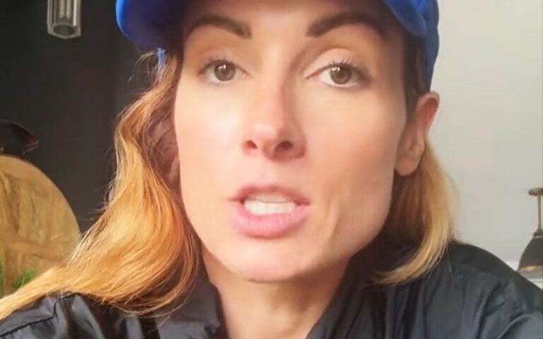 becky-lynch-calls-out-wwe-for-snubbing-her-on-social-media-58.jpg