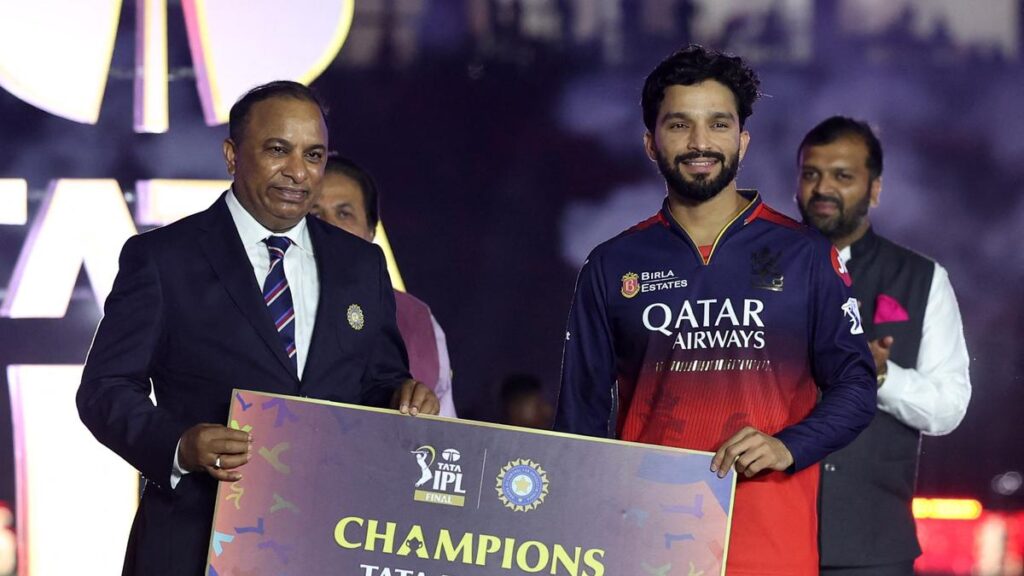 2025-06-03T194103Z_1216642912_UP1EL631IOE8E_RTRMADP_3_CRICKET-IPL-RCB-PBKS.JPG