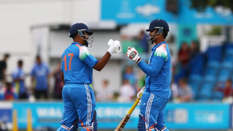 2025-06-27T141219Z_232507052_UP1EL6R13GHNJ_RTRMADP_3_CRICKET-ODI-ENG-IND.JPG