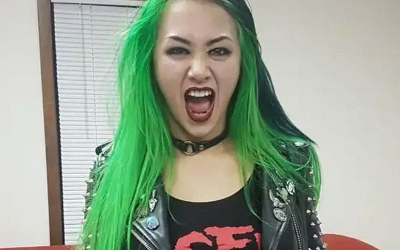 shotzi-blackheart-officially-a-free-agent-after-wwe-exit-32.jpg