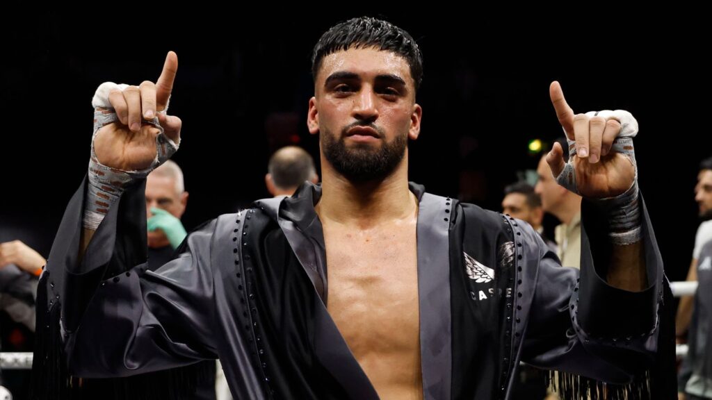 skysports-adam-azim-sergey-lipinets_6817211.jpg