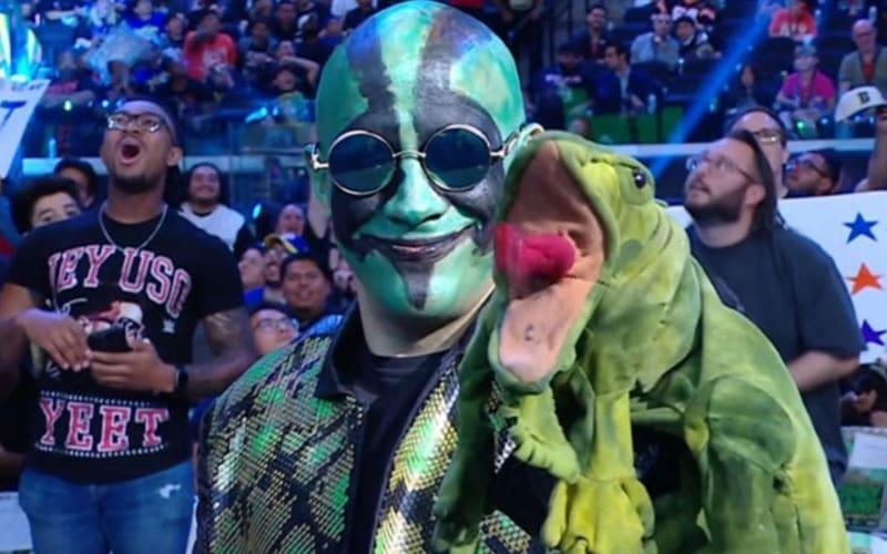 wwe-officials-impressed-by-mr-iguanas-crowd-reaction-during-money-in-the-bank-weekend-29.jpg